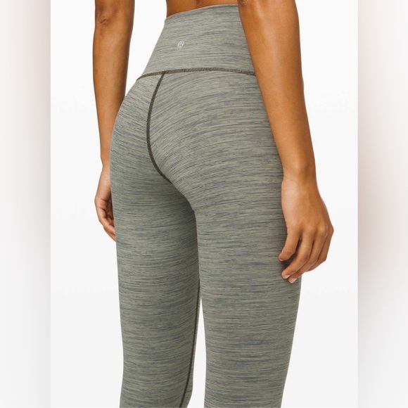 Lululemon Wunder Under High Rise Tight 28" *Luxtreme, Size 4 - Picture 3 of 12